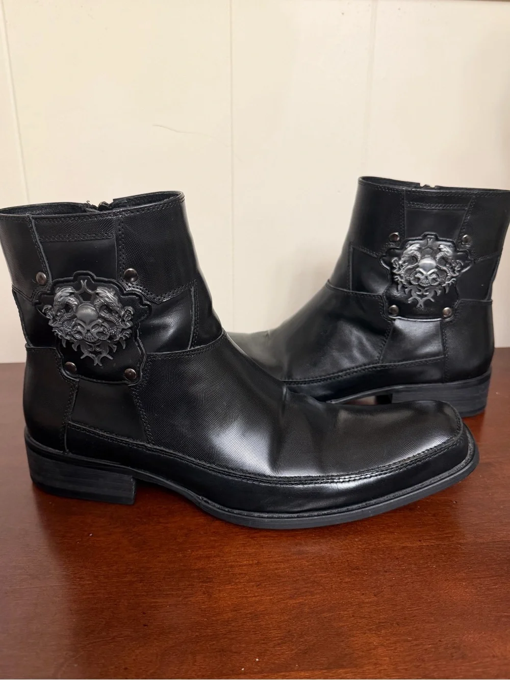 ECCO McCollins Men Black Leather Skull dragon  Boots Y2K